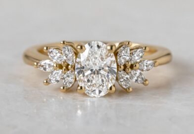 Oval Engagement Ring and Wedding Band